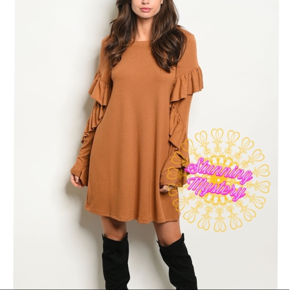 ♦️Kayla Wavy Long Sleeve Mustard Dress - Picture 2 of 6